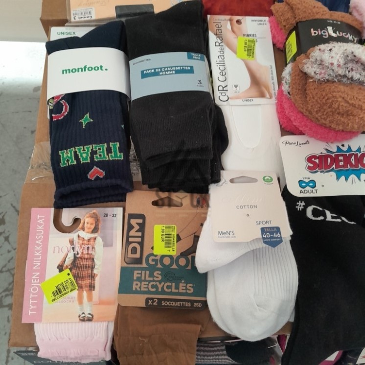 CHAUSSETTE - 300 paires