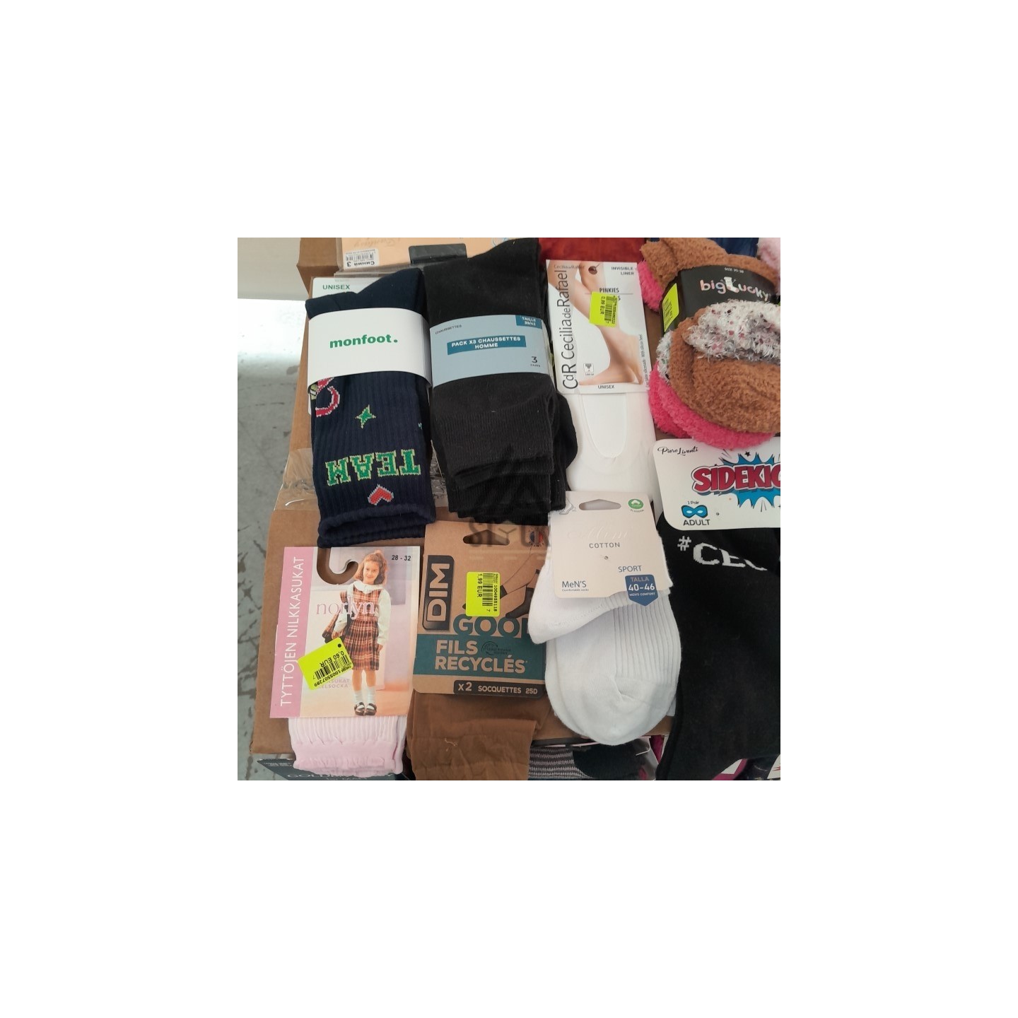 CHAUSSETTE - 300 paires