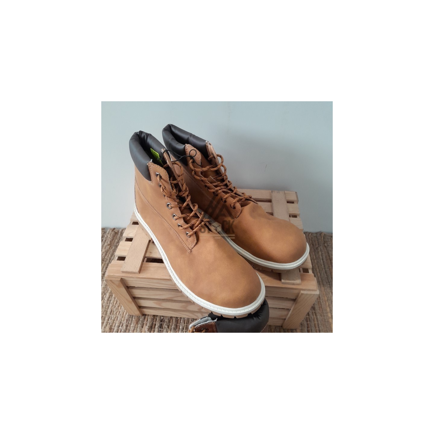 CHAUSSURES -  14 paires