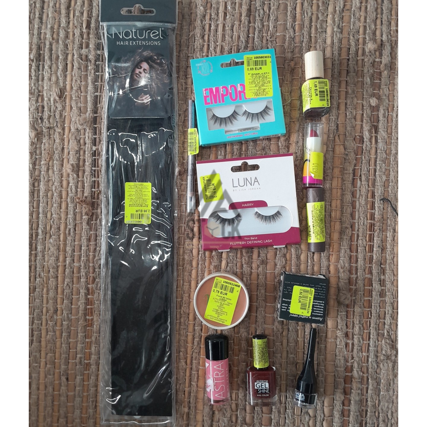 COSMÉTIQUE - 300 pièces