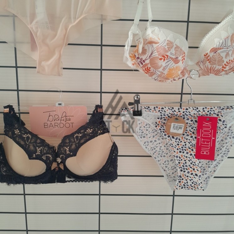 SOUS VETEMENTS DE MARQUE - 50 pièces