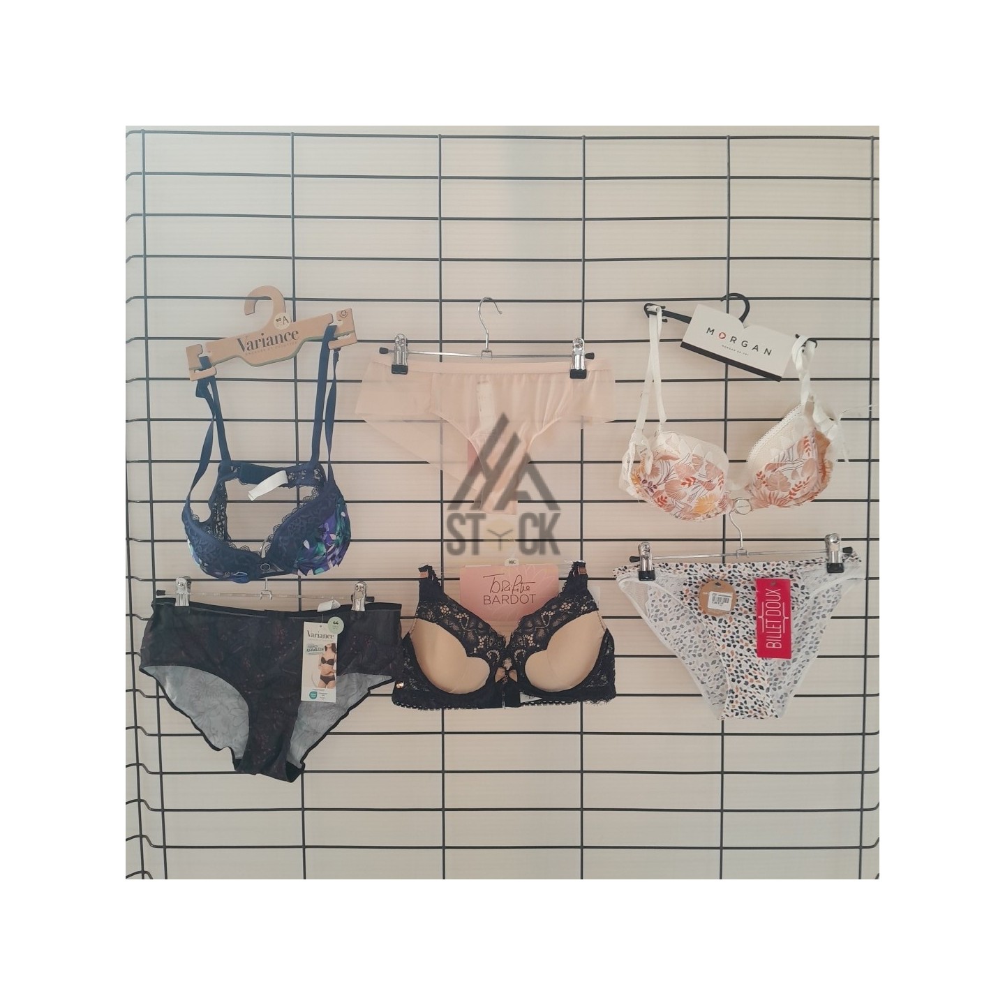 SOUS VETEMENTS DE MARQUE - 50 pièces