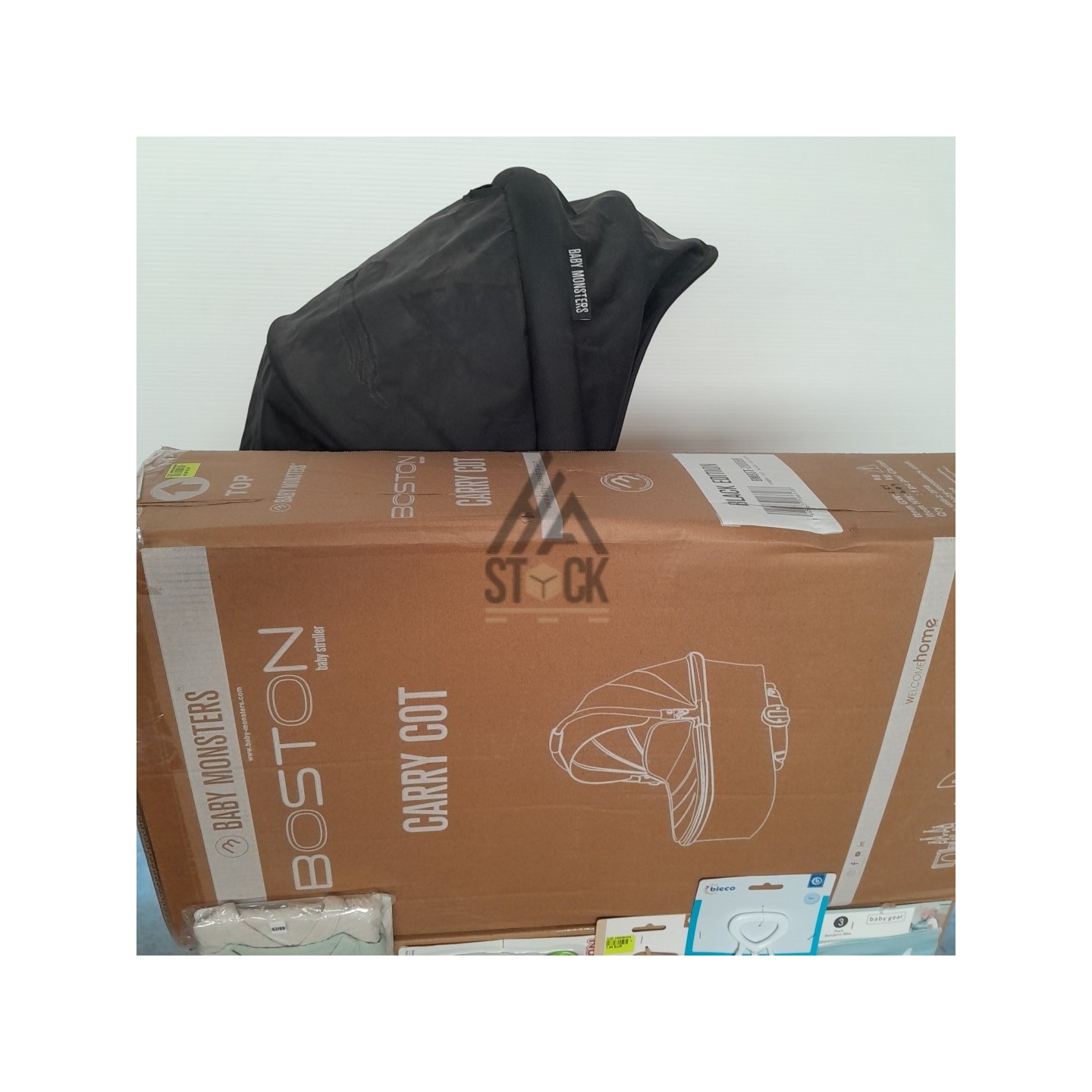 PUÉRICULTURE - 170 pièces