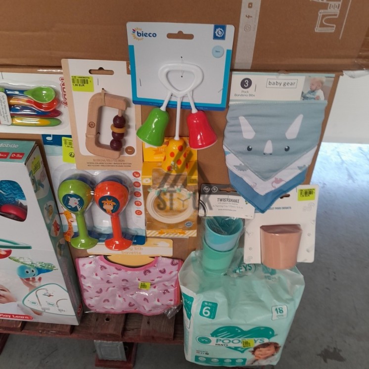 PUÉRICULTURE - 170 pièces