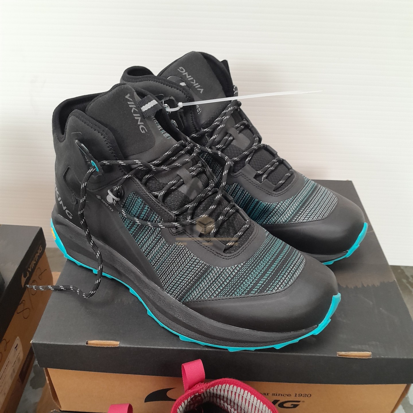 CHAUSSURE RANDONNEE   - 10 paires