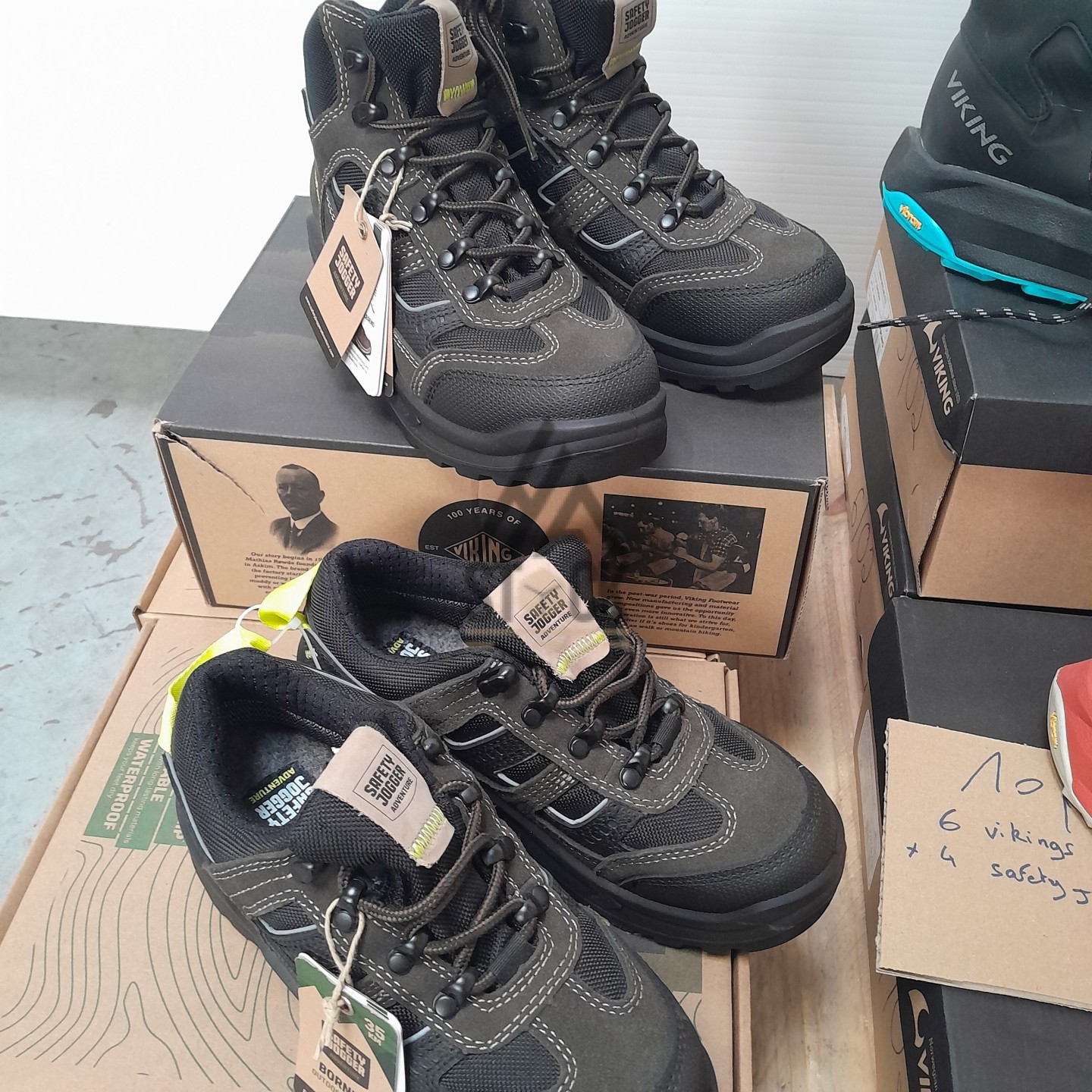 CHAUSSURE RANDONNEE   - 10 paires