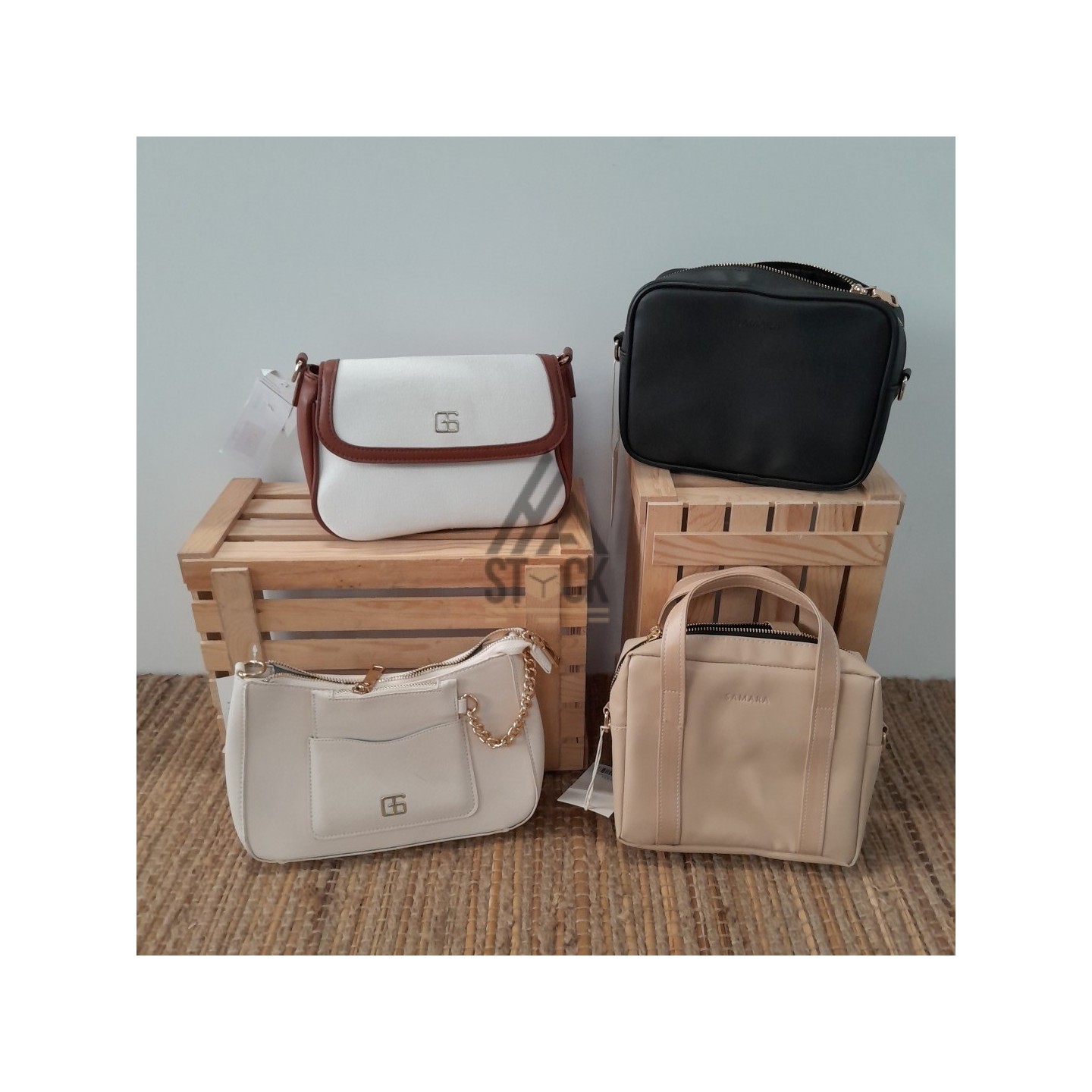 SAC de marque  - 30 pièces