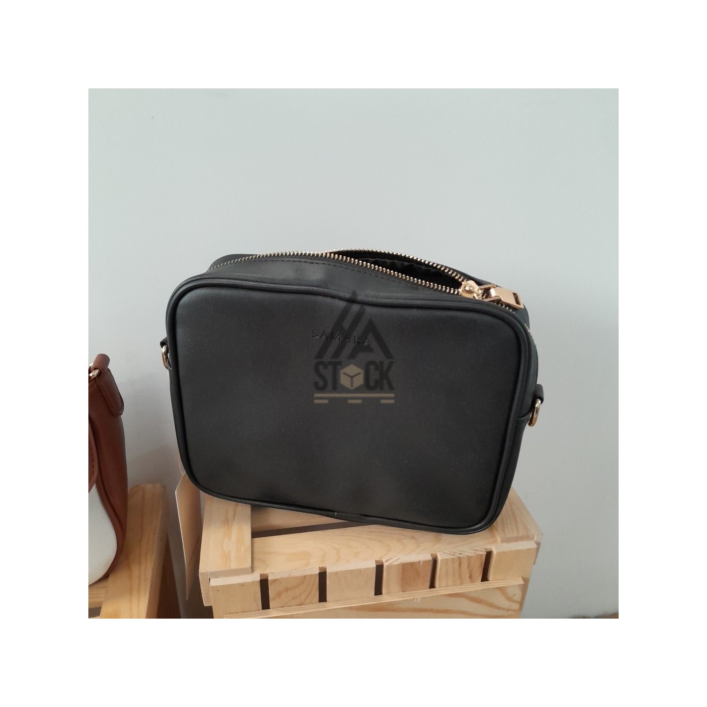 SAC de marque  - 30 pièces