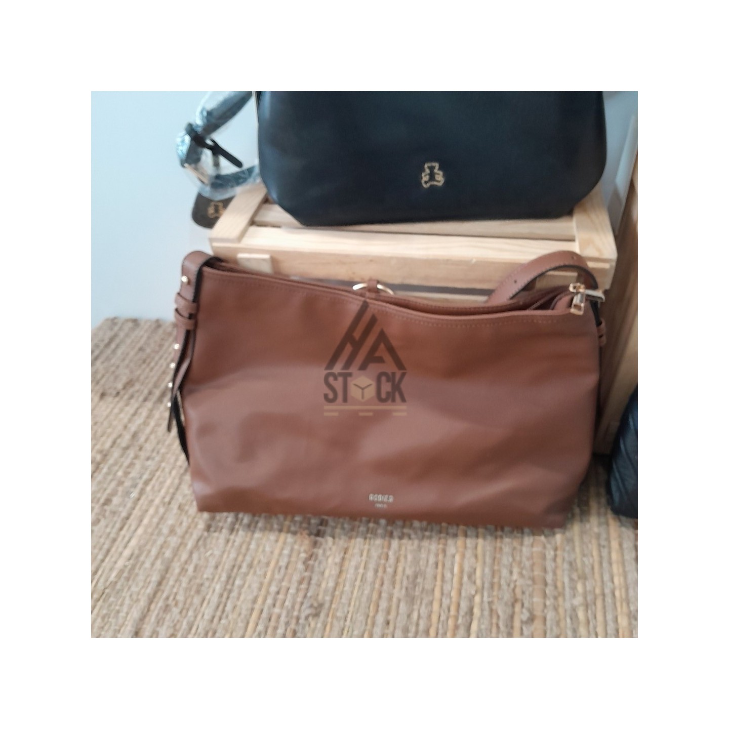 SAC de marque  - 30 pièces