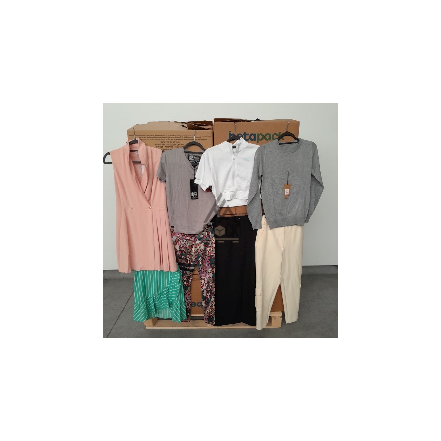 TEXTILE MARQUE  - 700 pièces