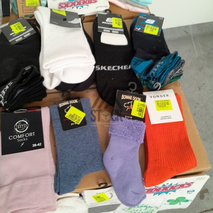 CHAUSSETTE - 300 paires