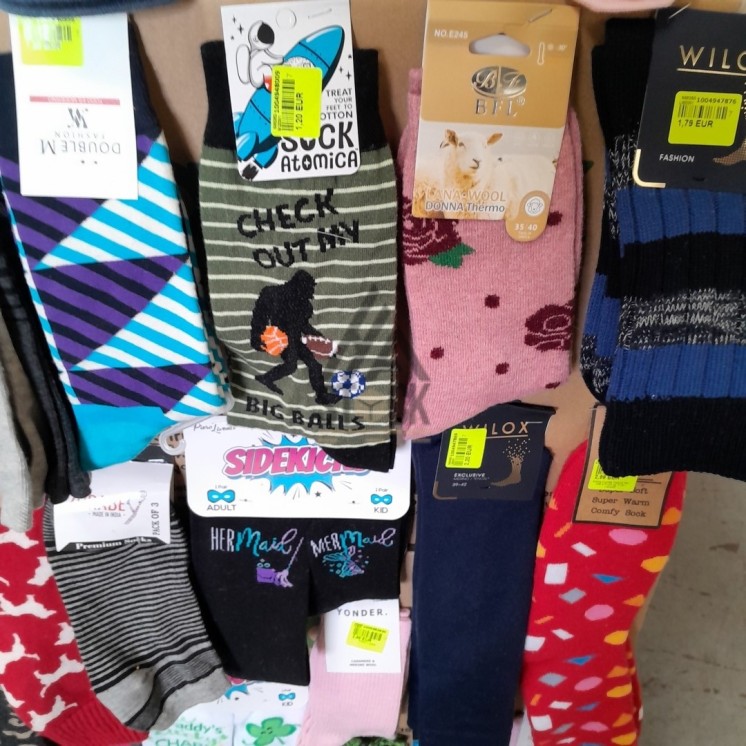 CHAUSSETTE - 300 paires