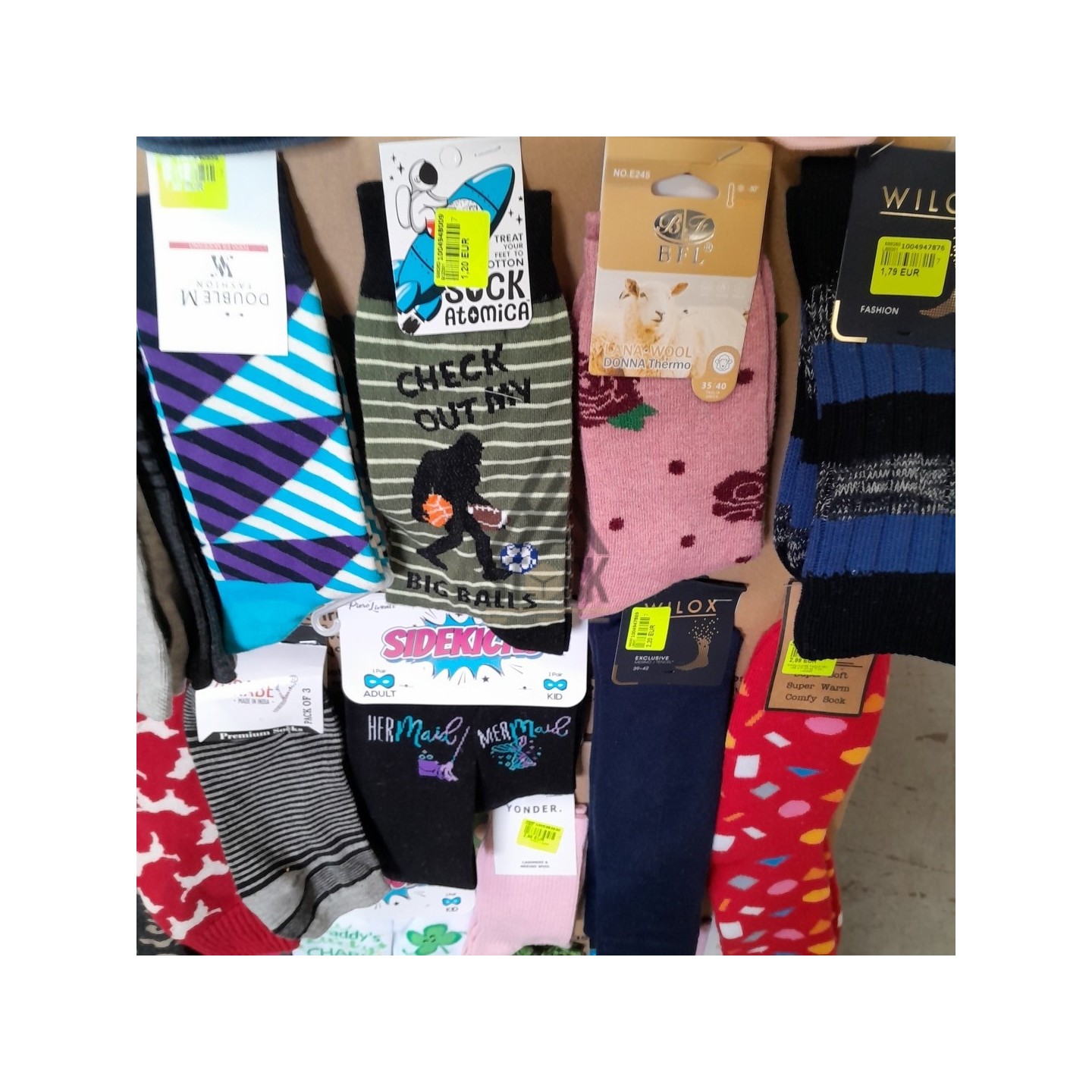 CHAUSSETTE - 300 paires