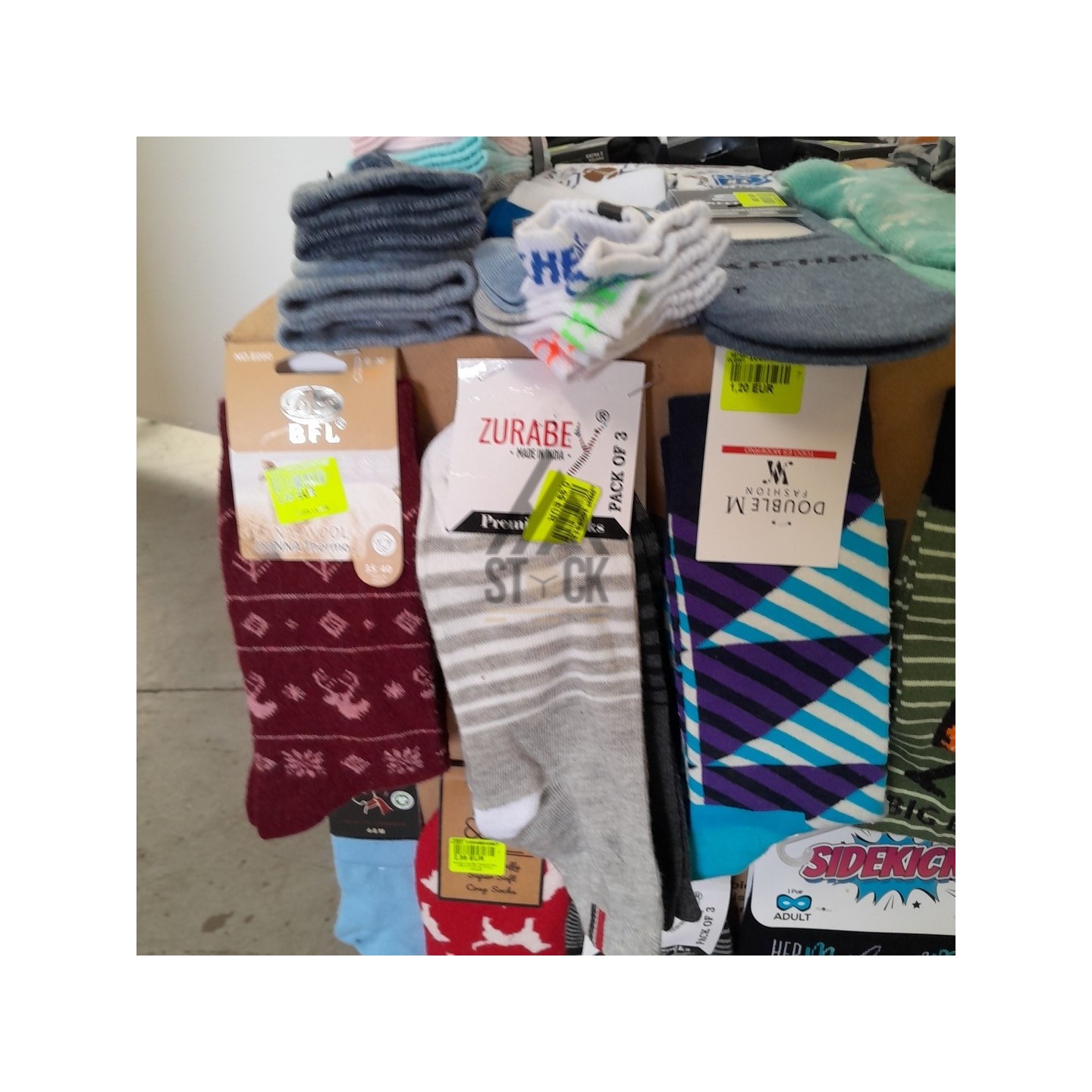 CHAUSSETTE - 300 paires