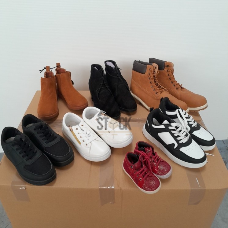 CHAUSSURES -  60 paires