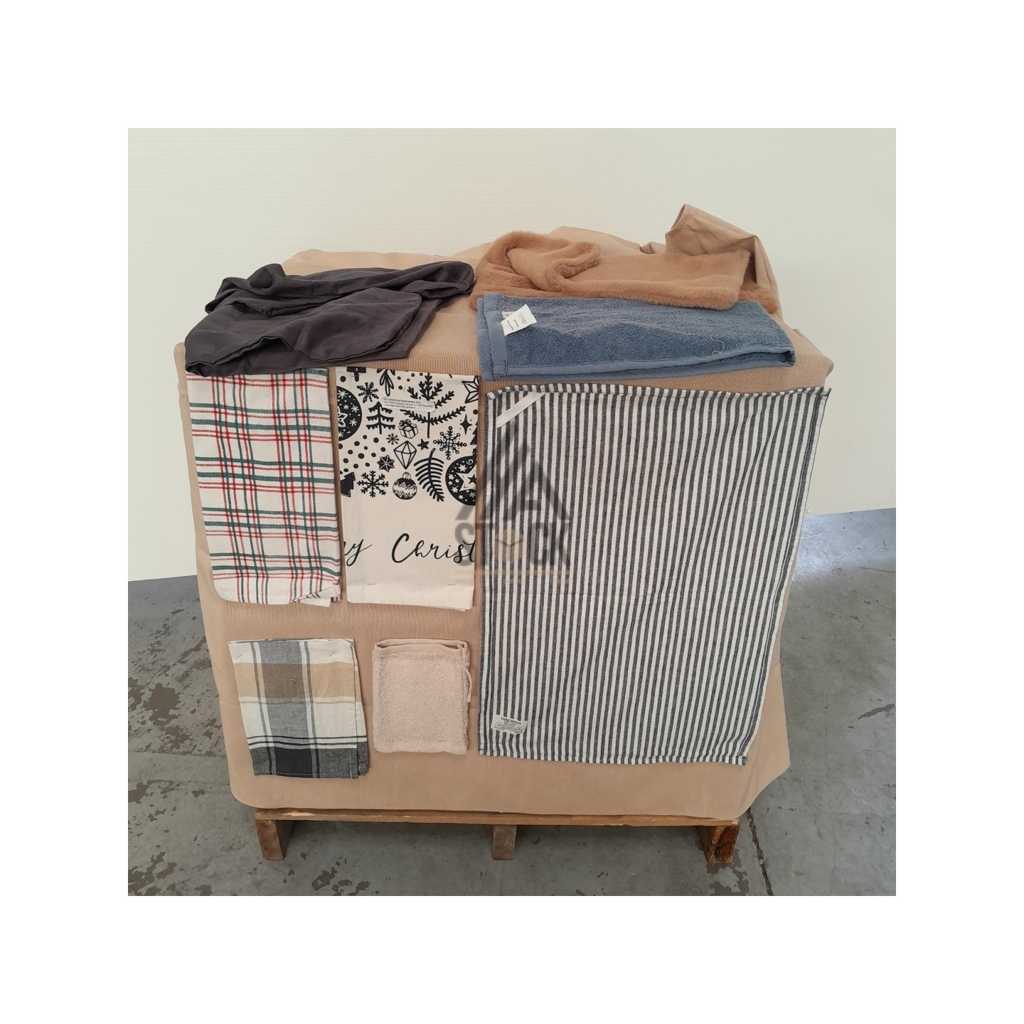 LINGE DE MAISON VRAC - 220 pièces