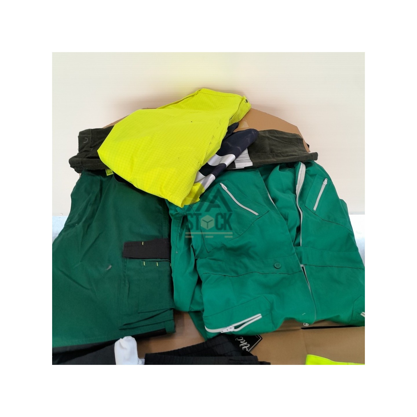 Vêtements de travail - 160 pièces