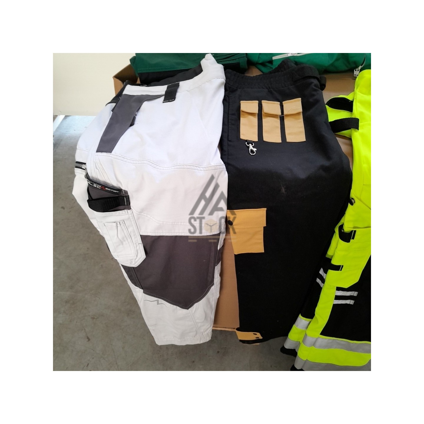 Vêtements de travail - 160 pièces