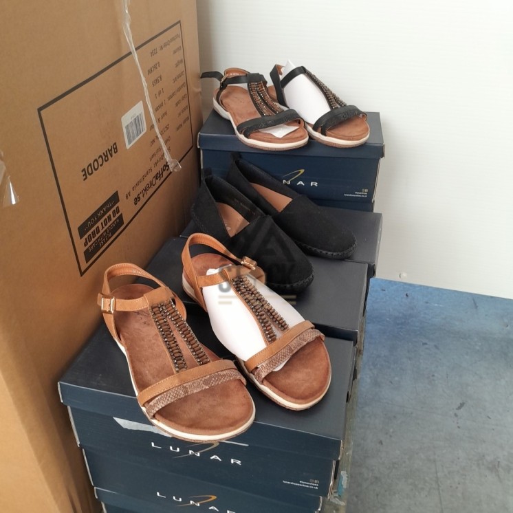 CHAUSSURE ÉTÉ en boite - LUNAR - 13 paires