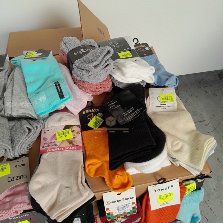 CHAUSSETTE - 300 paires