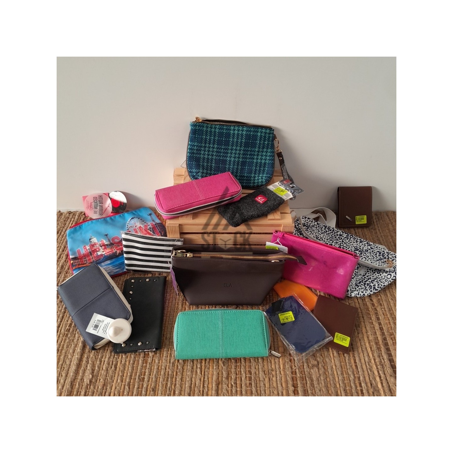 Portefeuilles, porte-monnaie, sacoche - 125 pièces