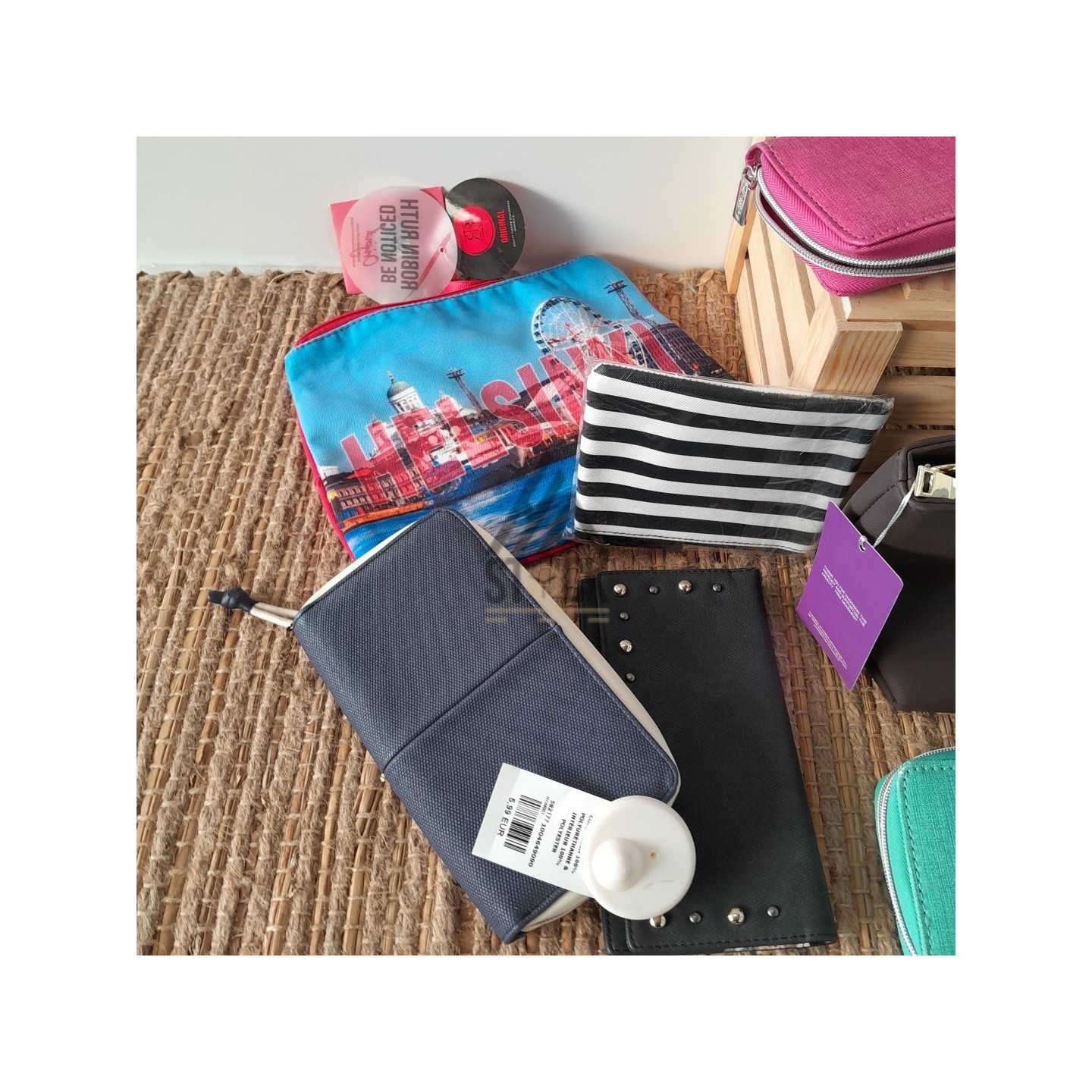 Portefeuilles, porte-monnaie, sacoche - 125 pièces