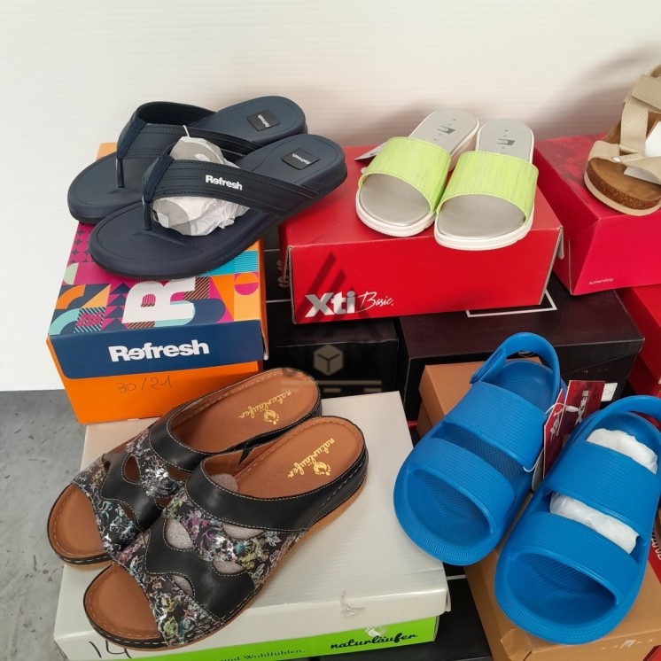 CHAUSSURE ÉTÉ en boite - 30 paires