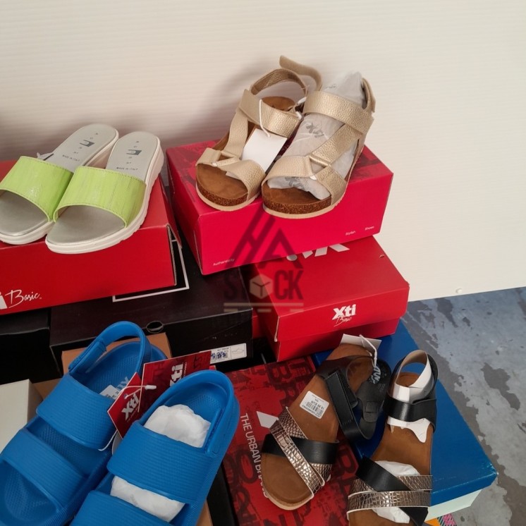 CHAUSSURE ÉTÉ en boite - 30 paires