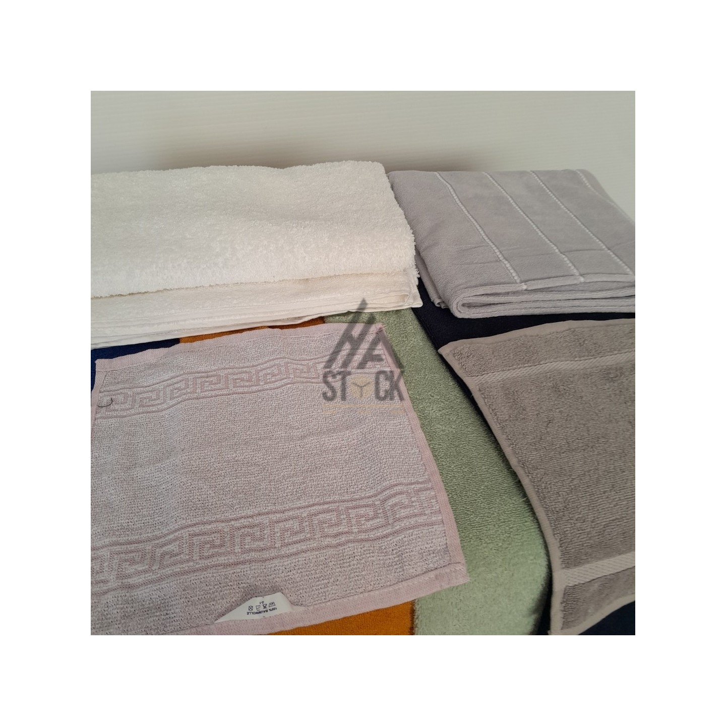 SERVIETTE - 110 pièces