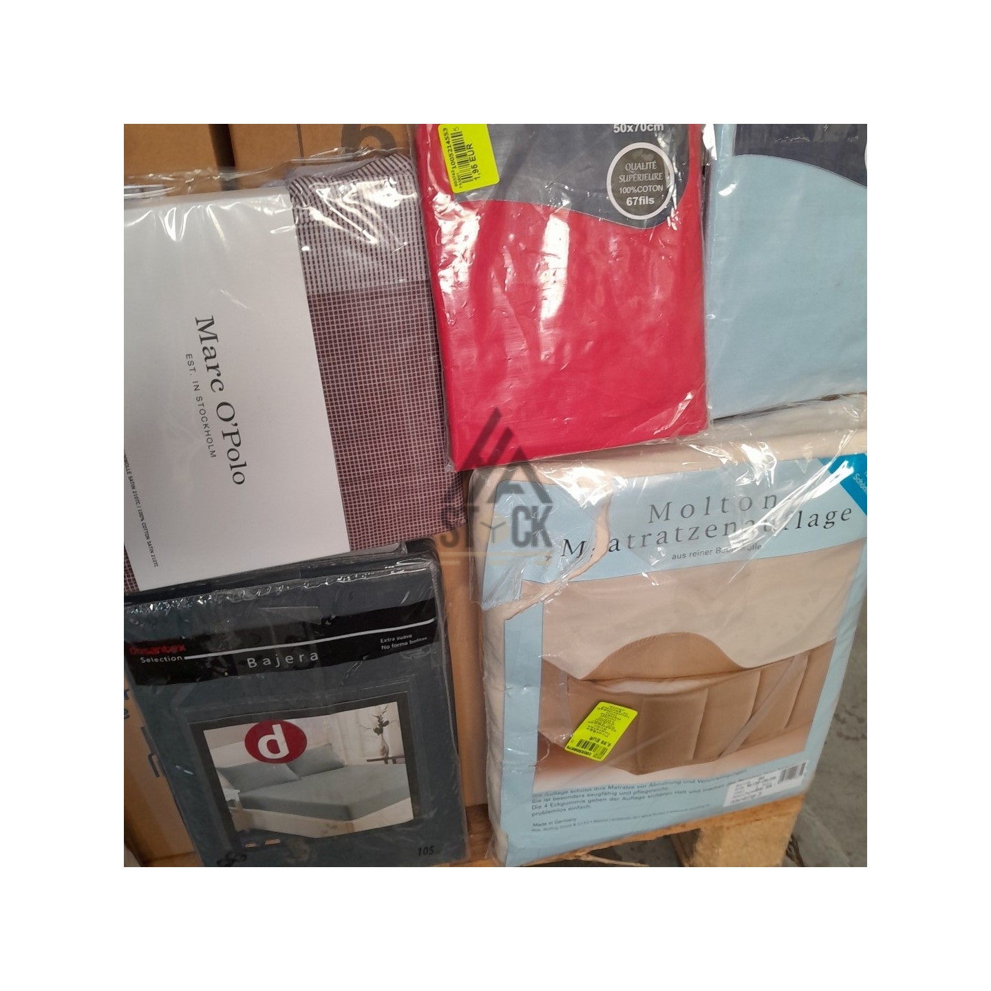 LINGE DE MAISON - 90 pièces