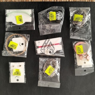 BIJOUX - 300 pièces