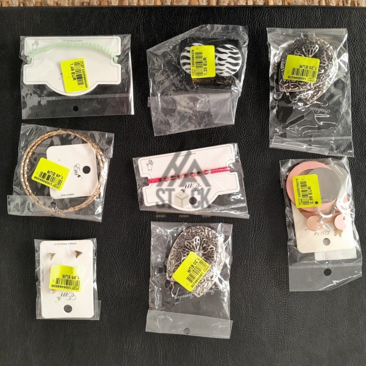 BIJOUX - 300 pièces