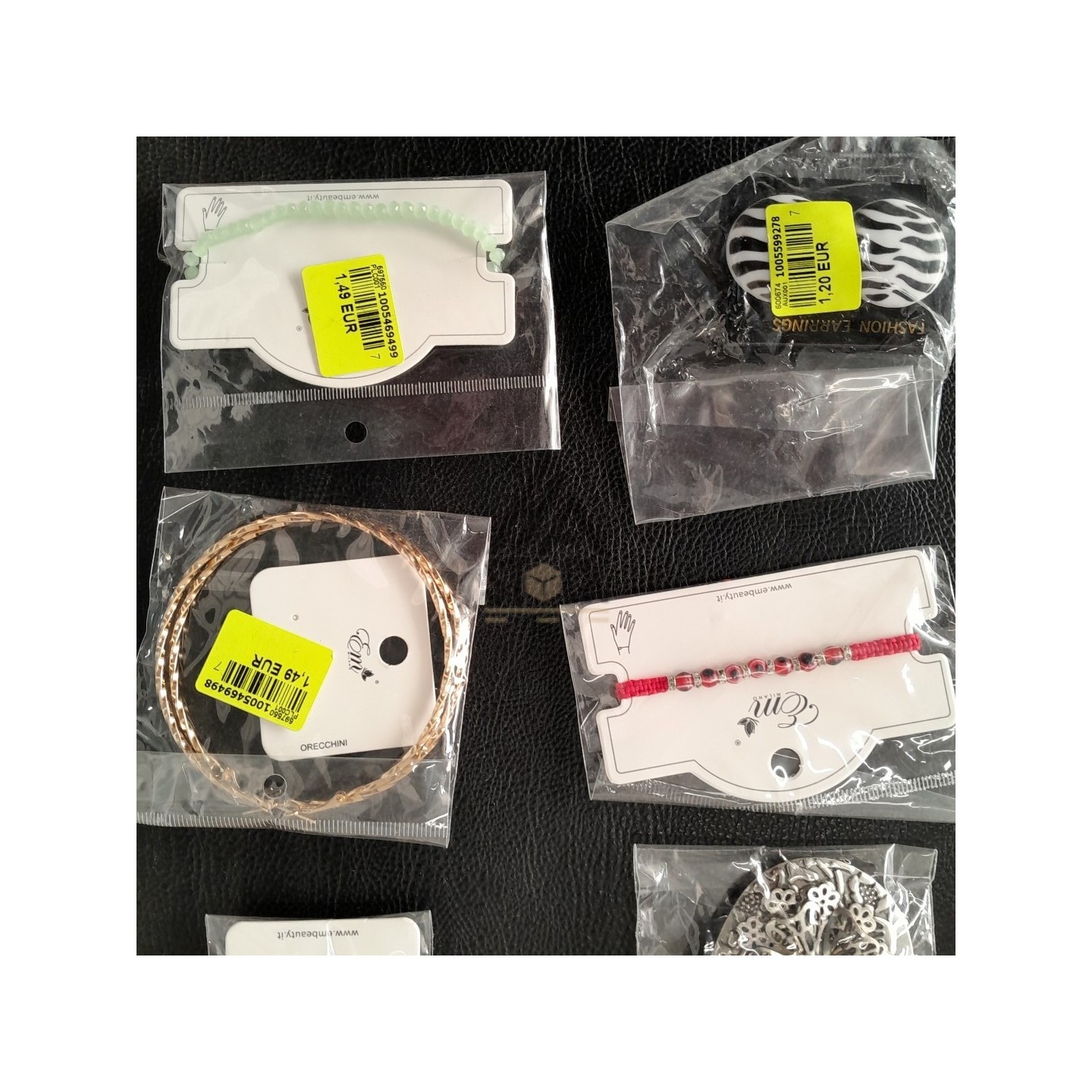 BIJOUX - 300 pièces