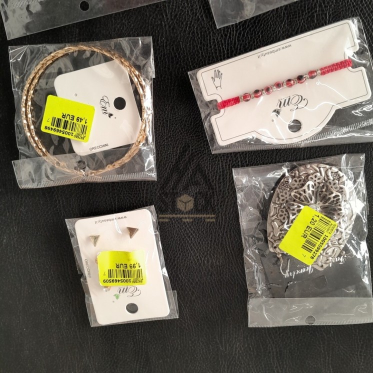 BIJOUX - 300 pièces