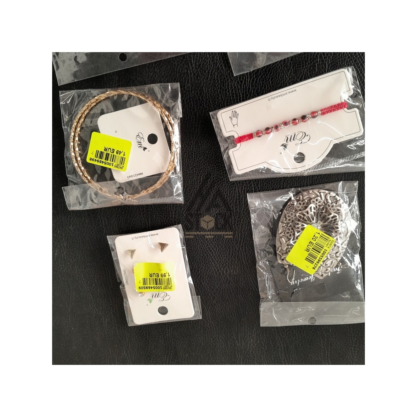 BIJOUX - 300 pièces