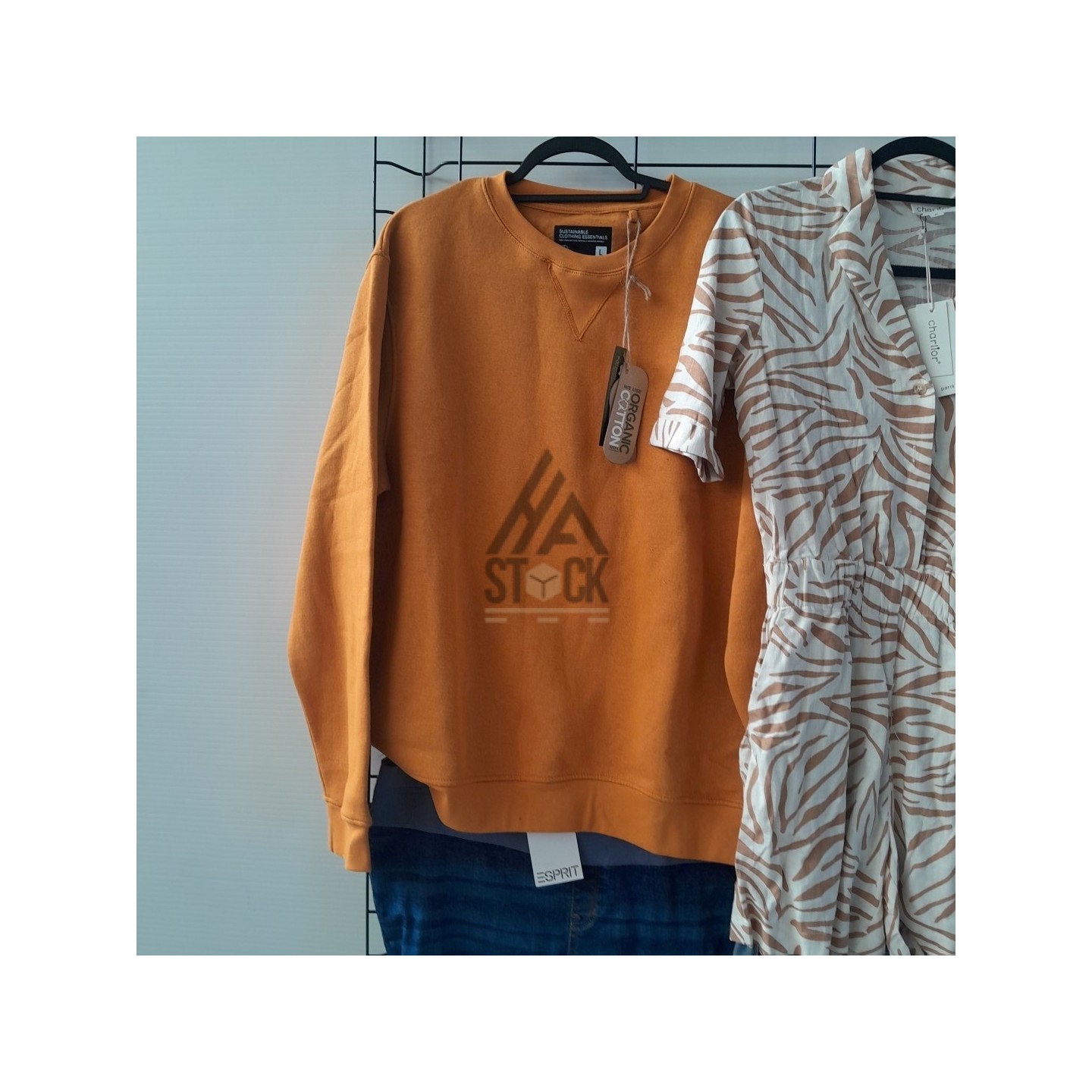 TEXTILE MARQUE  - 700 pièces