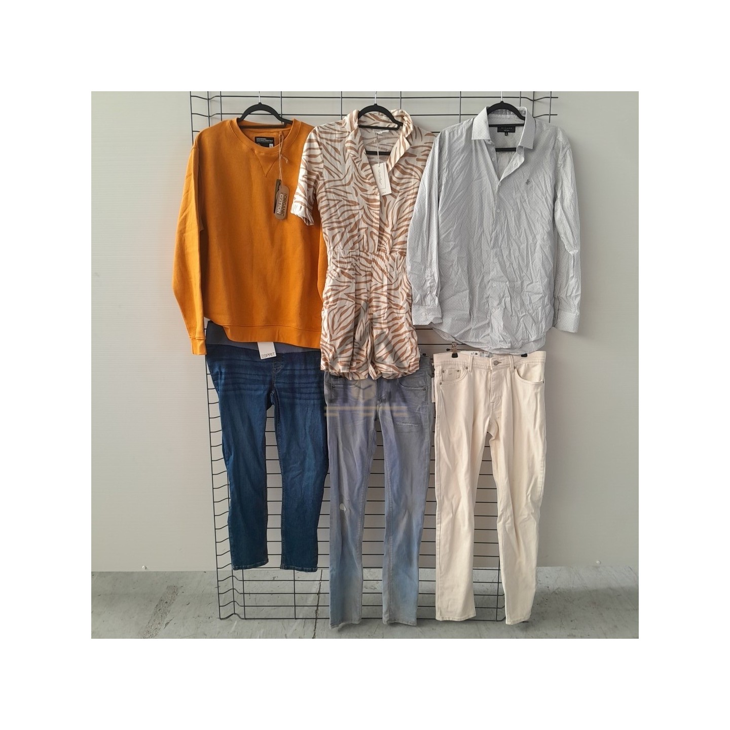 TEXTILE MARQUE  - 700 pièces