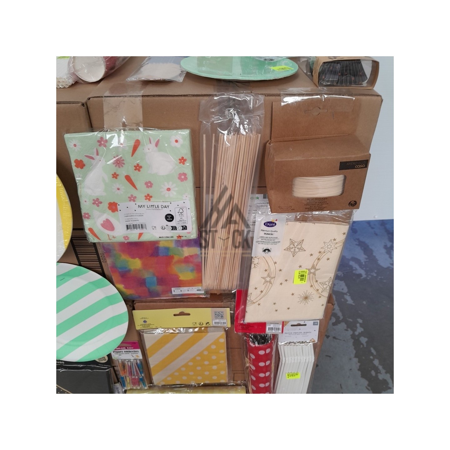 VAISSELLE JETABLE - 300 pièces