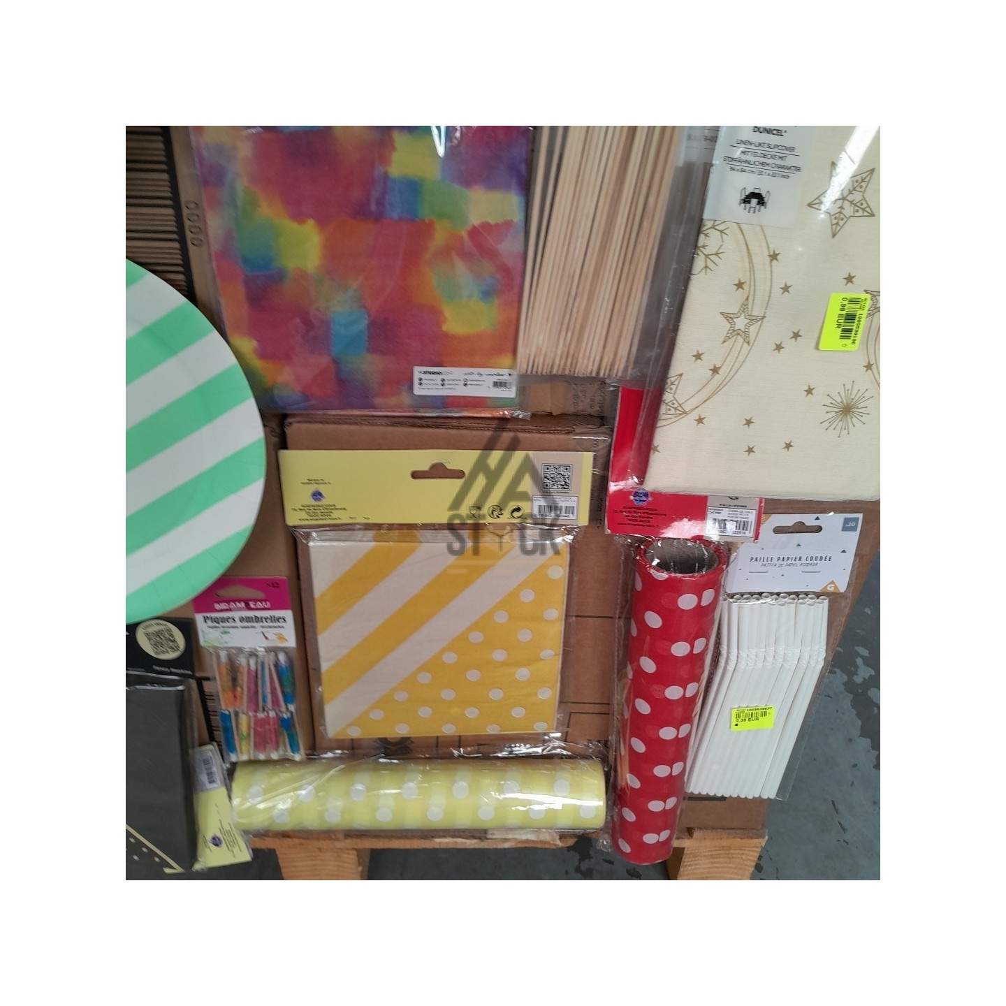 VAISSELLE JETABLE - 300 pièces