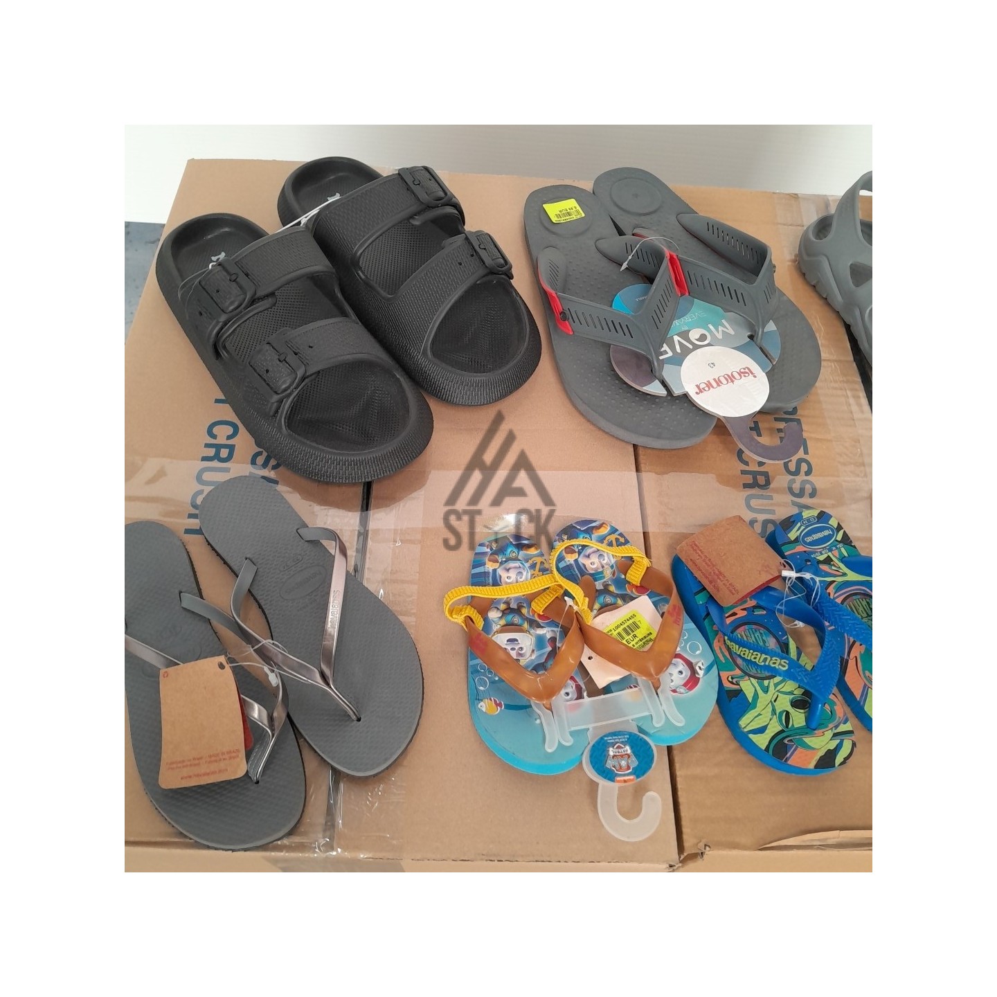 Tong & Crocs - 60 pièces