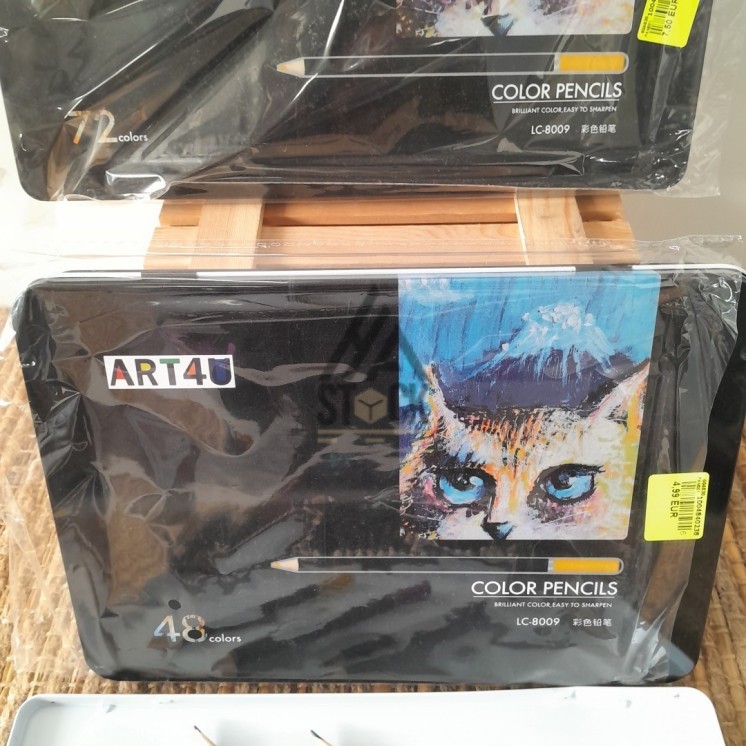 Coffret crayon de couleur - 19 pièces