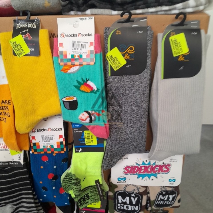 CHAUSSETTE - 300 paires