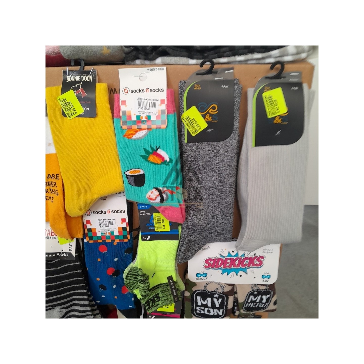 CHAUSSETTE - 300 paires