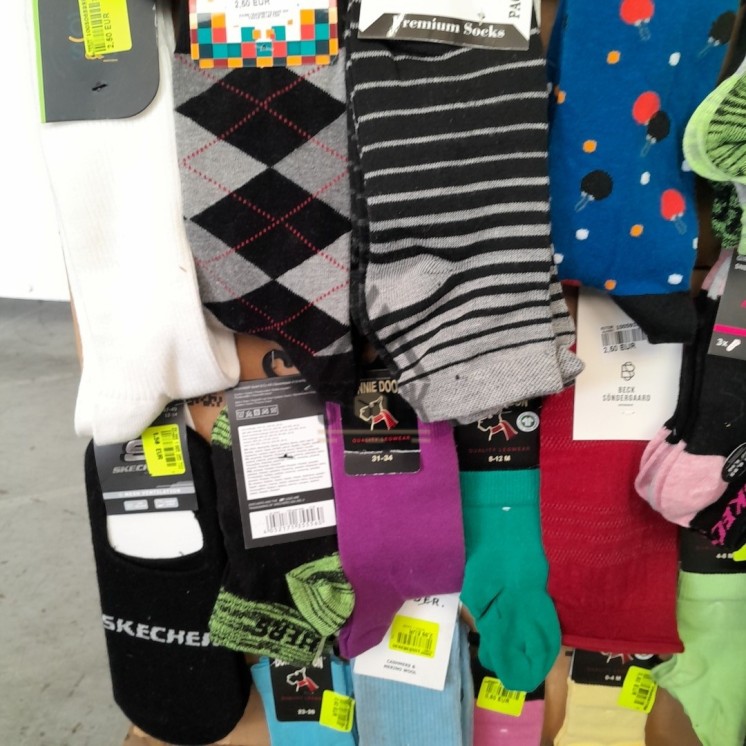 CHAUSSETTE - 300 paires