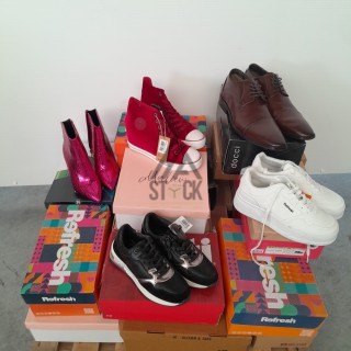 CHAUSSURE en boite  - 20 paires