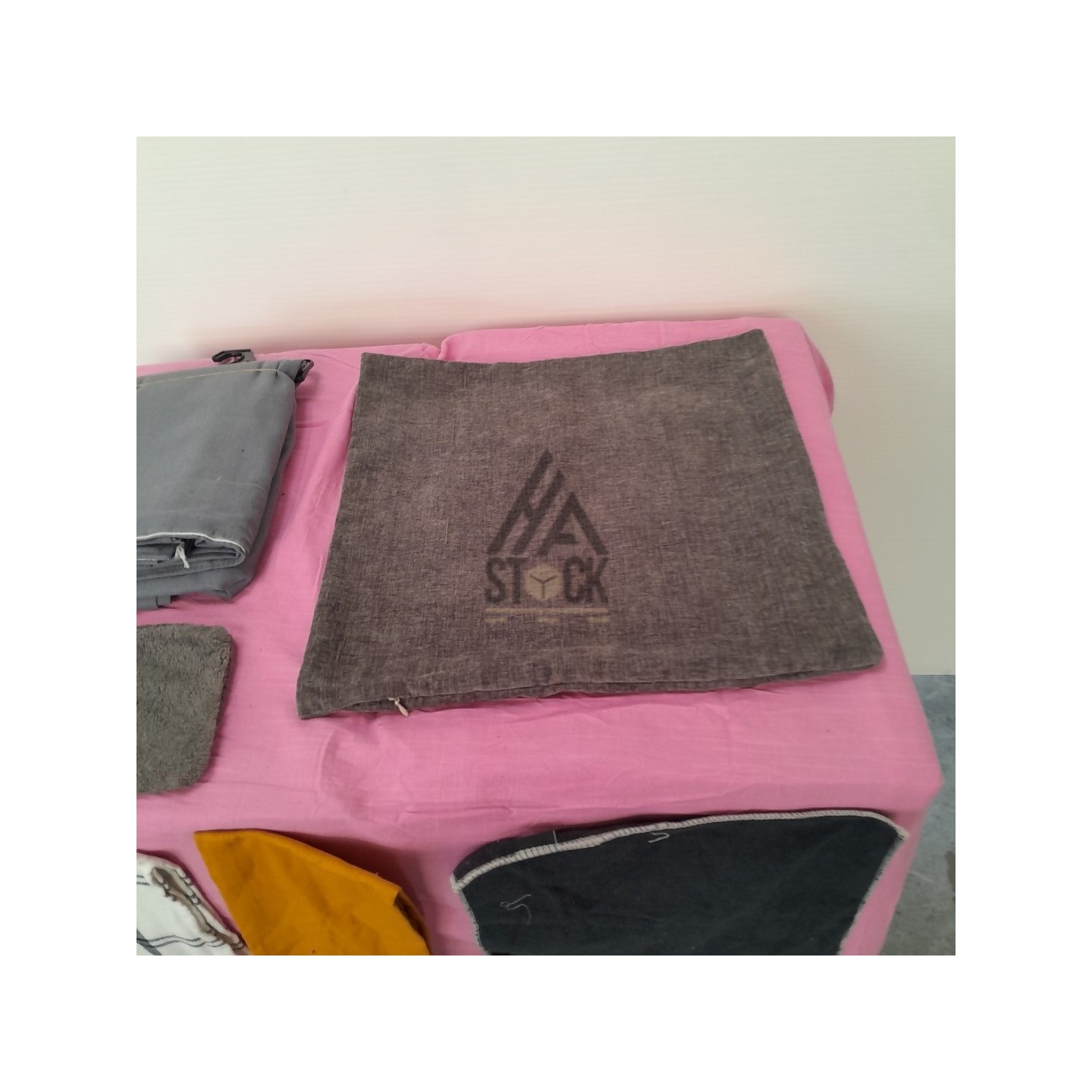 LINGE DE MAISON VRAC - 220 pièces