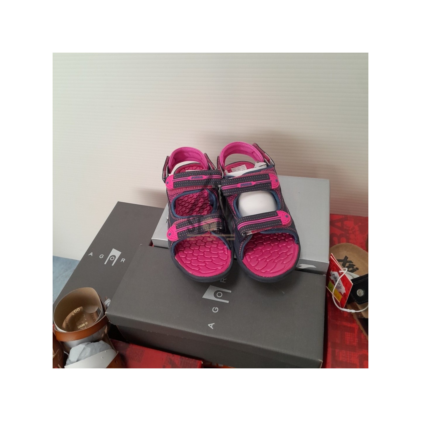 CHAUSSURE ÉTÉ en boite - 30 paires