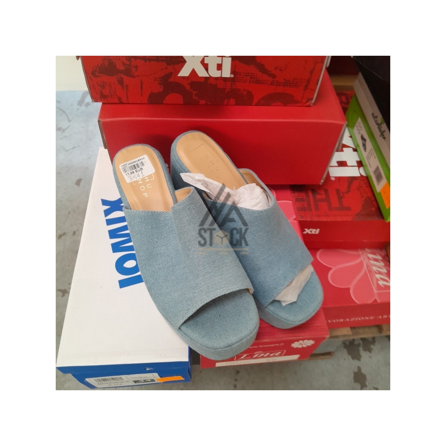 CHAUSSURE ÉTÉ en boite - 30 paires