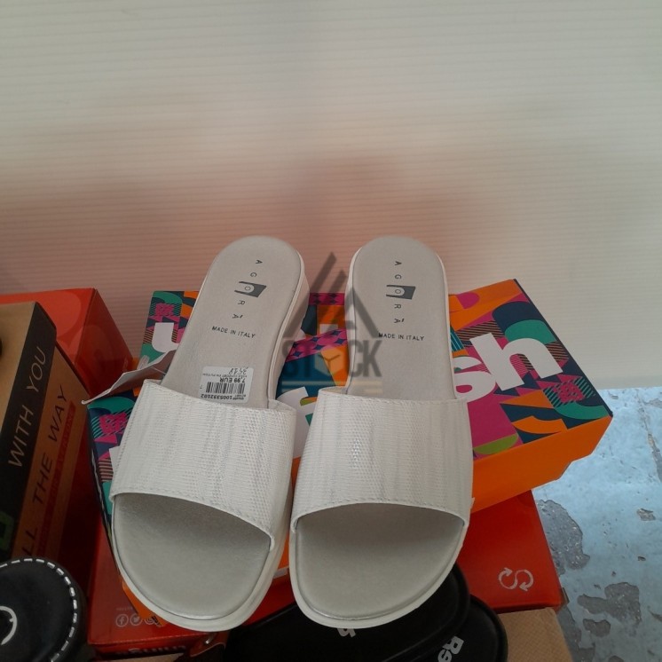 CHAUSSURE ÉTÉ en boite - 30 paires