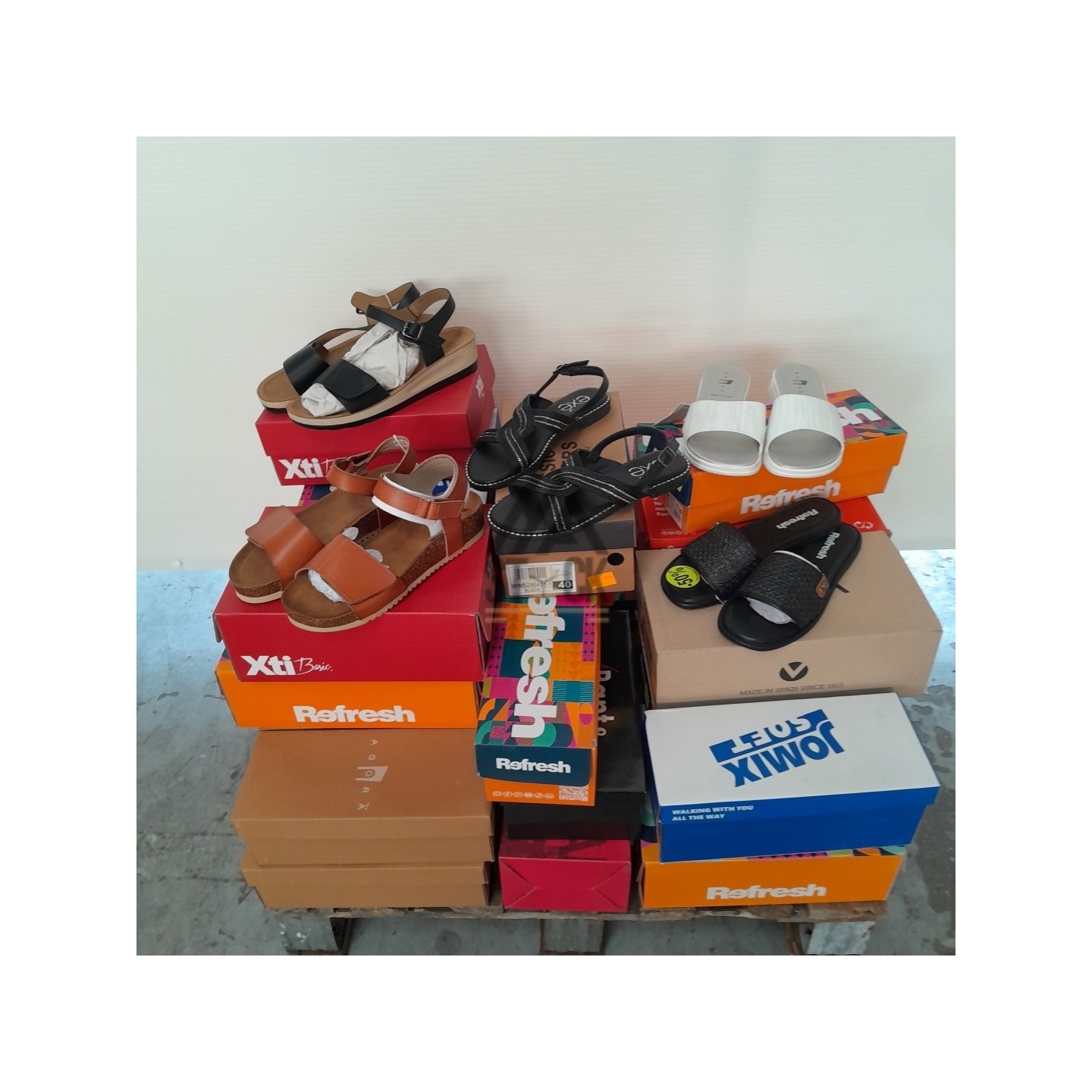 CHAUSSURE ÉTÉ en boite - 30 paires